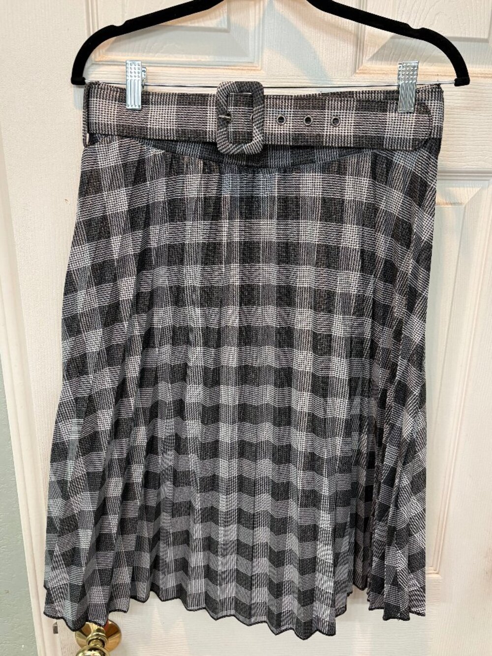 Metrowear Gray Black Plaid Pleated Midi Skirt Belted Flare Size Large